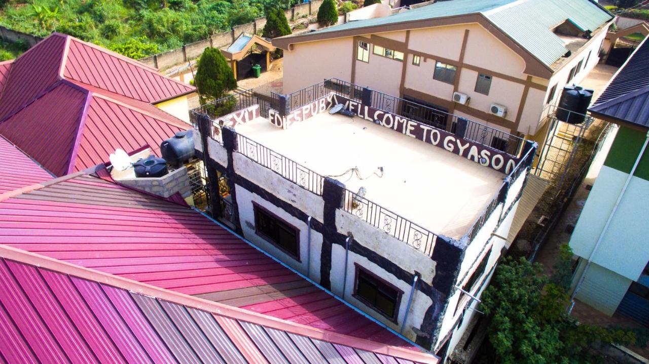 Gya-Son Royal Guest House Kumasi Exterior foto